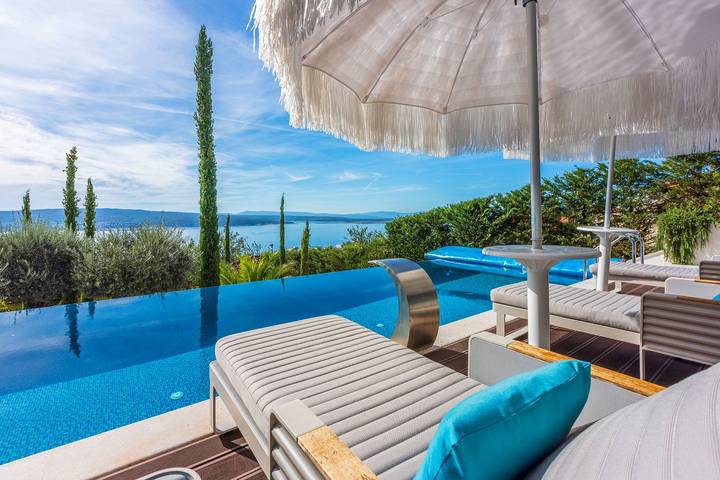 Ferienhaus für 8 Personen, mit Terrasse und Garten sowie Pool und Sauna in Crikvenica - 2