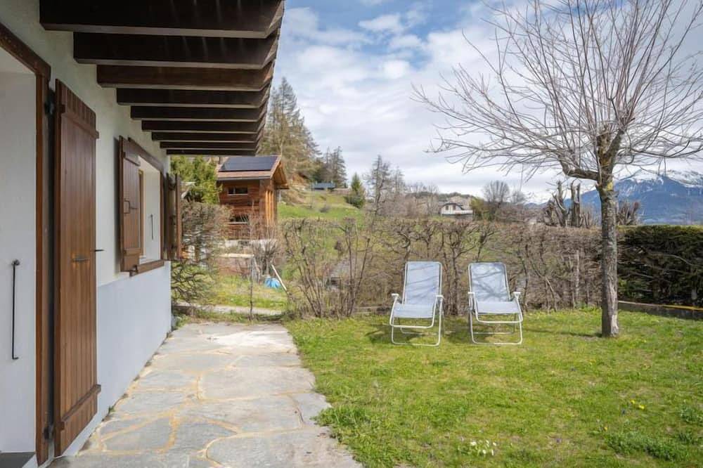 Phipalo by Interhome in Ovronnaz, Leytron