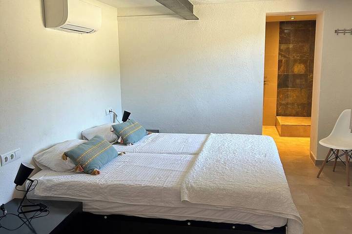 Ferienhaus für 6 Personen, mit Whirlpool und Garten sowie Terrasse in Cadaques - 4