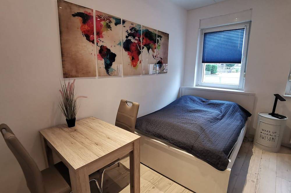 Ganze Wohnung, Hübsches Zimmer mit eigenem Bad und Kochecke, gute Verkehrsanbindung in Swisttal, Rhein-Sieg-Kreis