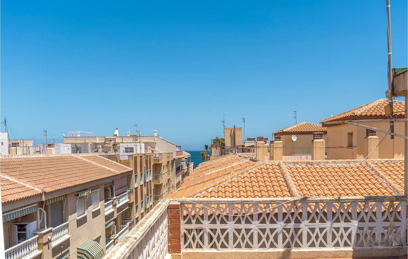 Ganze Ferienwohnung, Apartment mit Meerblick, Ausstattung und Parkplatz in Santiago de la Ribera, San Javier