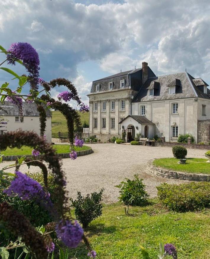 Location de vacances pour 2 personnes, avec jardin et vue dans Pommereux