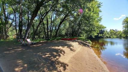 Chalet for 4 Guests in Mont-Tremblant, Quebec, Picture 4