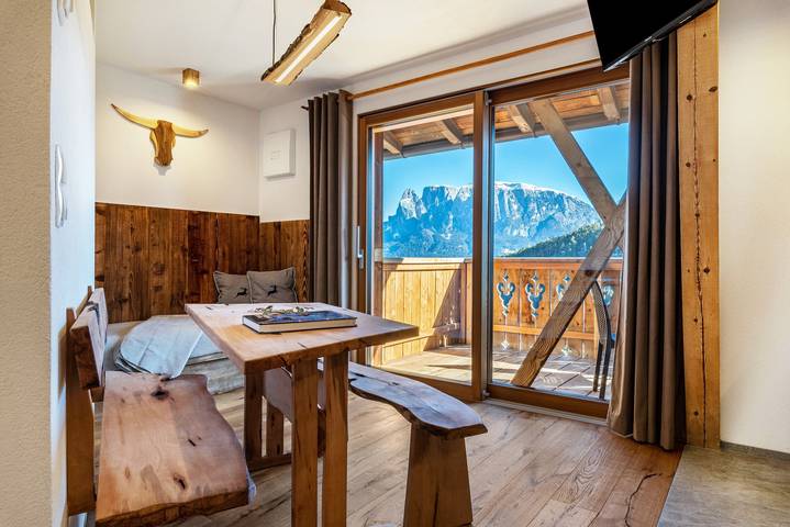 Ferienwohnung für 3 Personen, mit Balkon und Garten