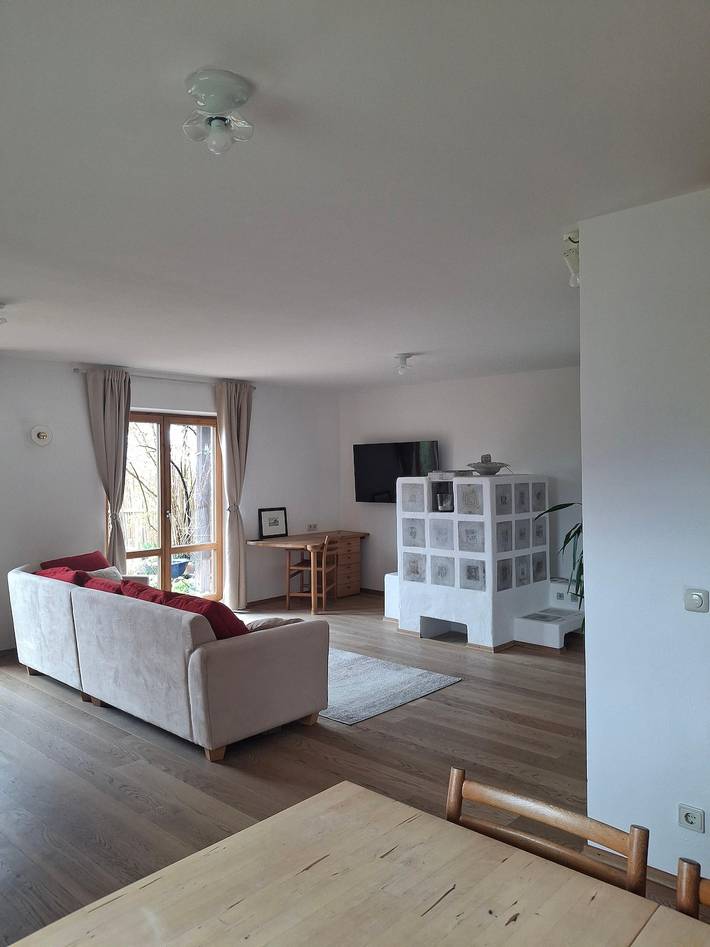 Ganze Ferienwohnung, Ferienwohnung Theresia - Gemütliche Ferienwohnung 70qm für max. 4 Personen mit Terrasse in Laufen, Rupertiwinkel