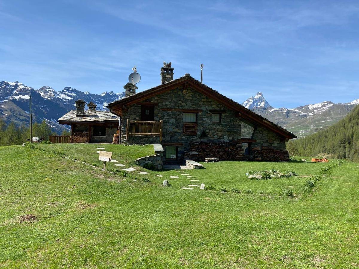 One-Bedroom Chalet in Cheneil, Valtournenche