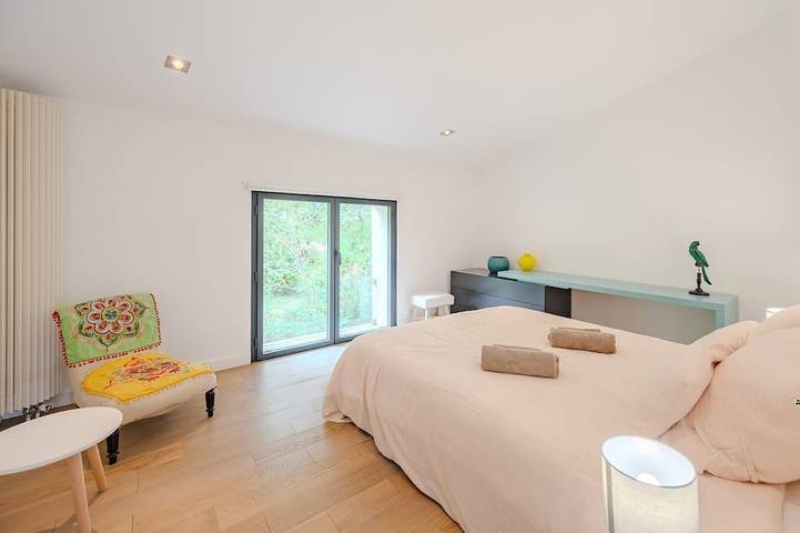 Location de vacances pour 13 personnes, avec jardin à Solliès-Ville - 3