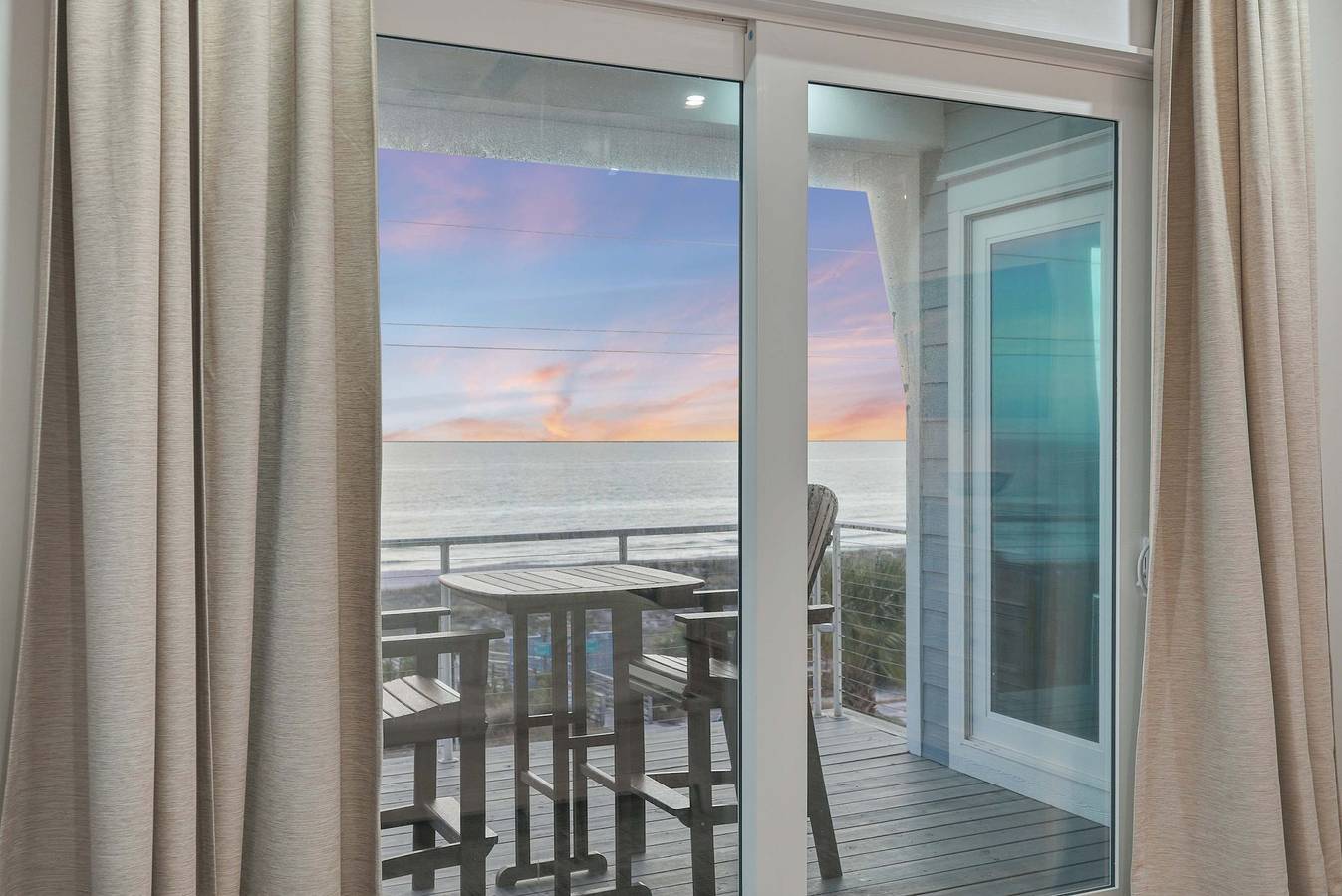 Lux Family Teddy s Heaven - Beachfront - 6 Seater Lsv - Pool-Hottub in Bahama Beach, Panama City Beach