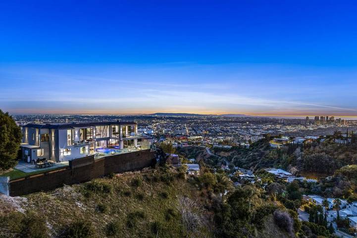 Chalet para 13 personas, con jardín además de piscina y vistas, Se admiten mascotas - 1