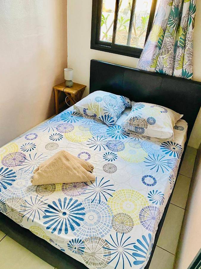 Chalet pour 5 personnes, avec jardin ainsi que piscine et vue, animaux acceptés