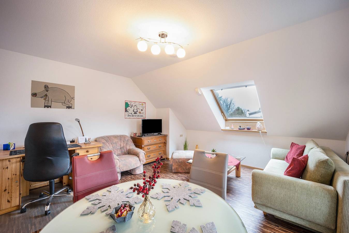 Ganze Wohnung, "Ferienwohnung im Grünen" mit Bergblick, Balkon und Wlan in Region Bodensee-Oberschwaben