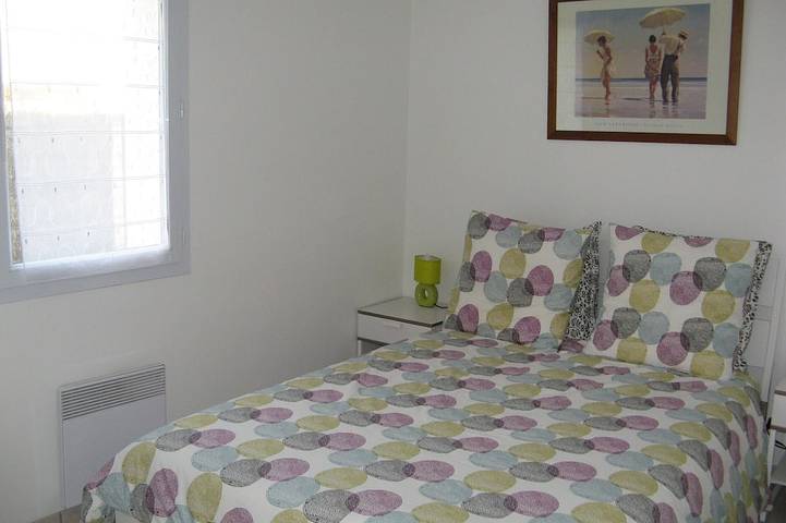 Location de vacances pour 5 personnes, avec jardin ainsi que jacuzzi et terrasse à Saint-Hilaire-la-Forêt - 2