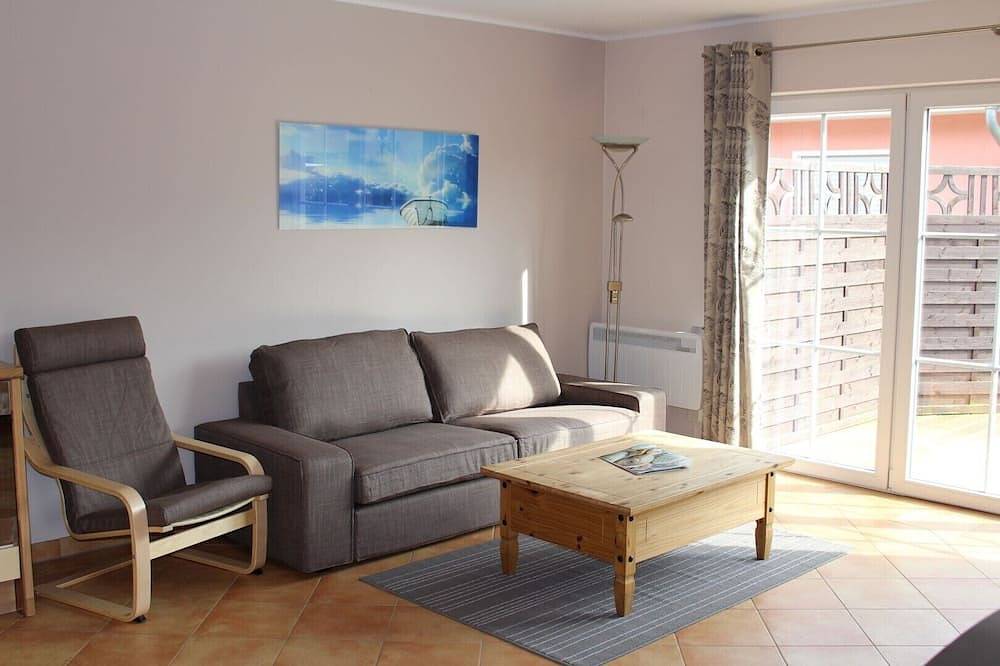 Komfortable Feriendoppelhaushälfte mit Sauna & Kamin für 4 Personen in Pruchten, Vorpommern-Rügen