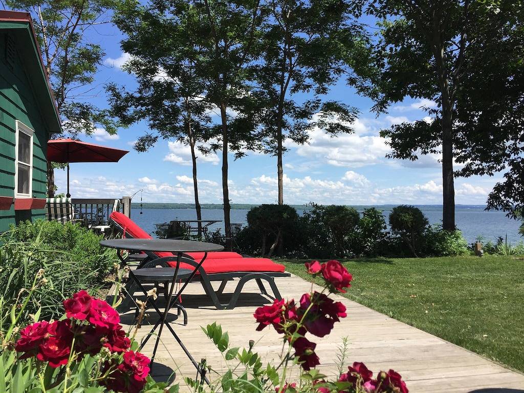 Ruhige und gemütliche Hütte mit 165 Ft. Privatstrand Am Seneca See. Lgbtq + freundlich in Seneca Lake
