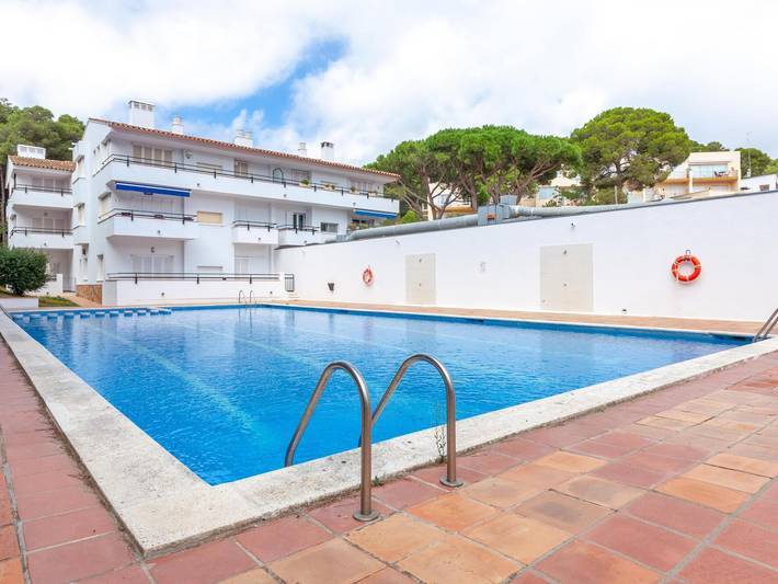 Gîte pour 6 personnes, avec piscine et jardin à Tamariu - 2