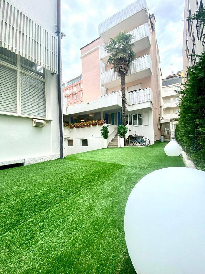 Hotel für 2 Personen, mit Terrasse in Lignano Sabbiadoro