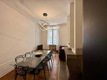 Appartement De Vacances pour 8 Personnes dans Besançon, Doubs, Photo 3