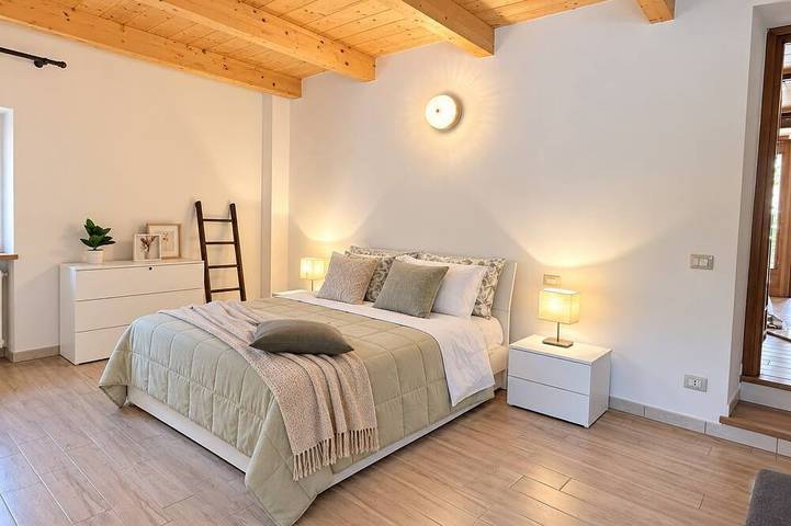 Appartamento intero, QuickHome La Sosta - Una Camera da Letto Appartamento, Ospiti Massimo 4 in Piverone, Canavese