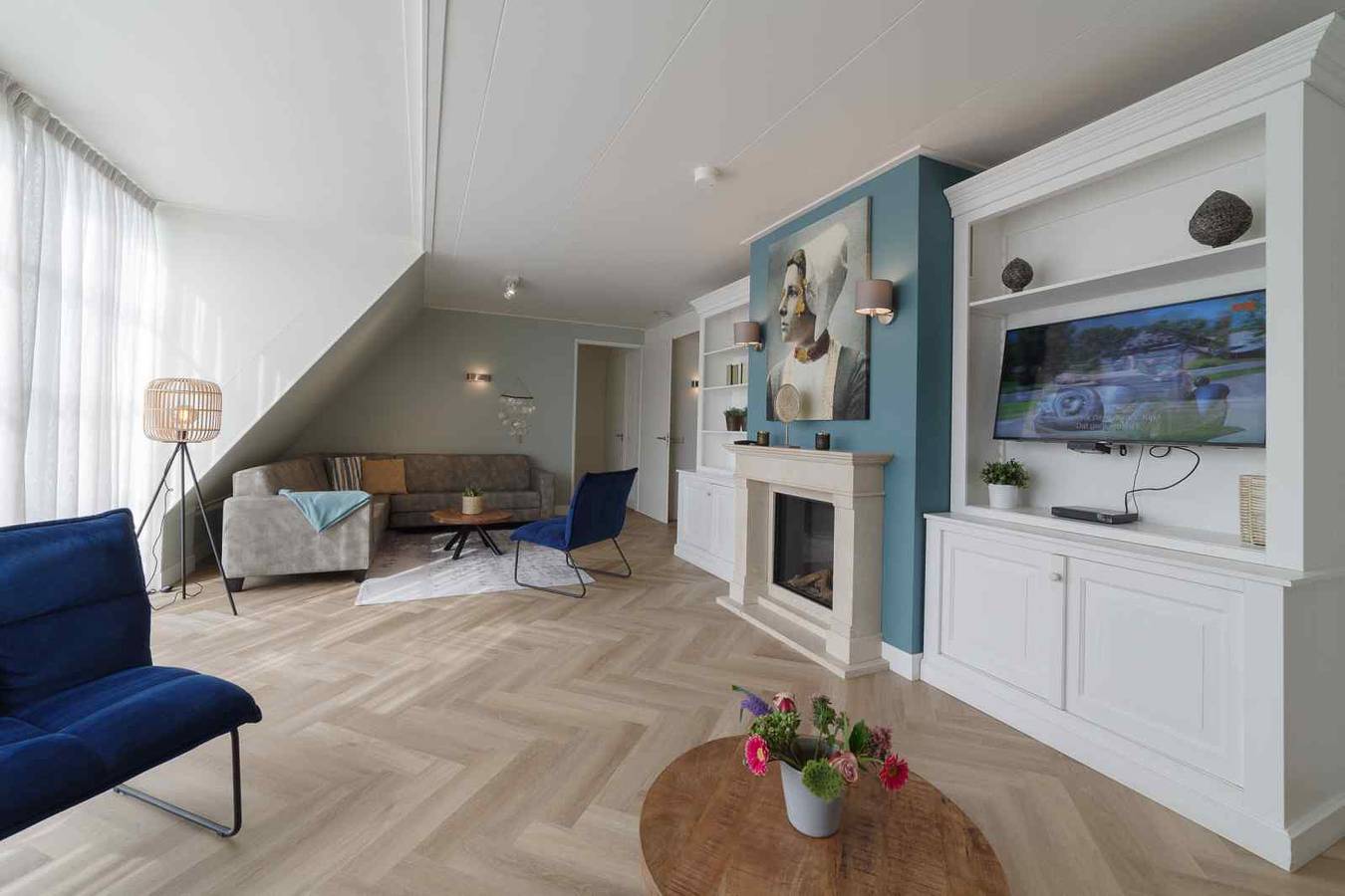 Luxus 12 Personen Ferienwohnung mit Pool und Sauna in Colijnsplaat direkt am Meer. in Colijnsplaat, Zeeuwse Kust