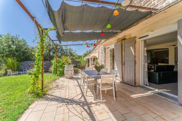 Villa pour 6 Personnes dans Caromb, Parc naturel régional du Mont-Ventoux, Photo 1