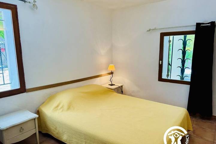 Location de vacances pour 5 personnes, avec jardin à Montredon-des-Corbières - 2