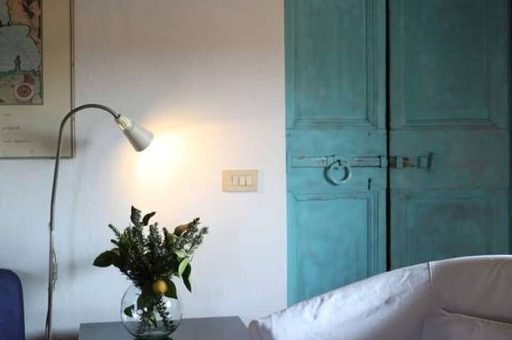 Appartement entier, Le Chiusure - apartment 'Solaio' in San Felice del Benaco, Montagnes autour du lac de Garde