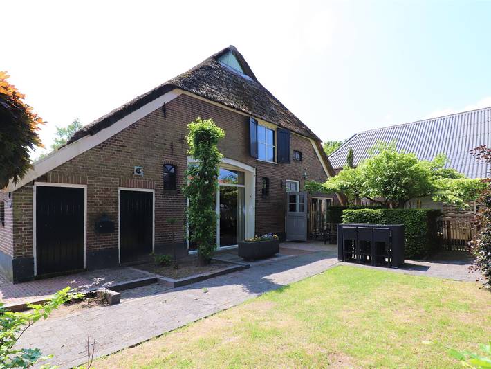 Ferienhaus für 7 Personen, mit Terrasse und Sauna sowie Garten, kinderfreundlich in Drenthe