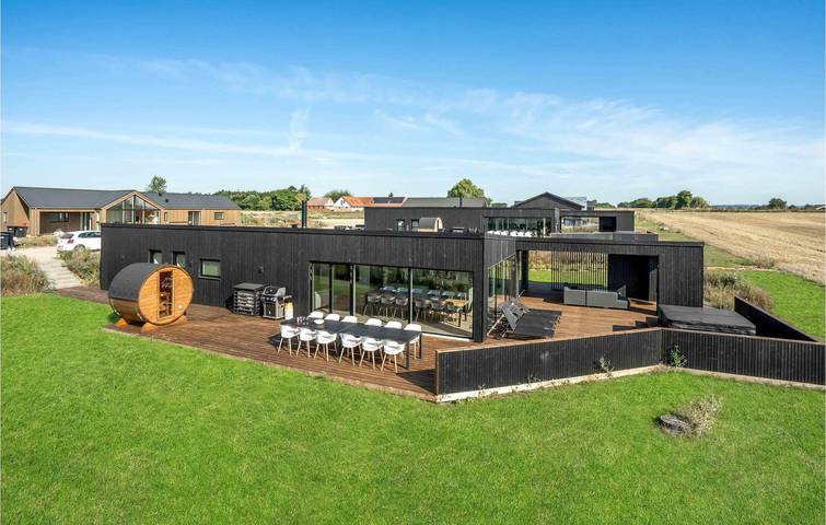 Ferienhaus für 12 Personen, mit Terrasse und Garten sowie Sauna in Mørkholt
