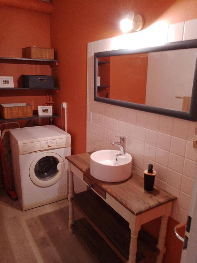 Appartement entier, Studio pour cure Eugénie les Bains in Eugénie-les-Bains, Landes