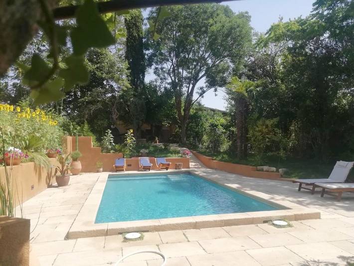 Casa rural para 4 personas, con piscina además de jardín y vistas en Pla de l'Estany - 2