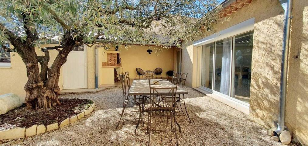 Gîte pour 5 personnes, avec piscine à Saint-Maurice-sur-Eygues