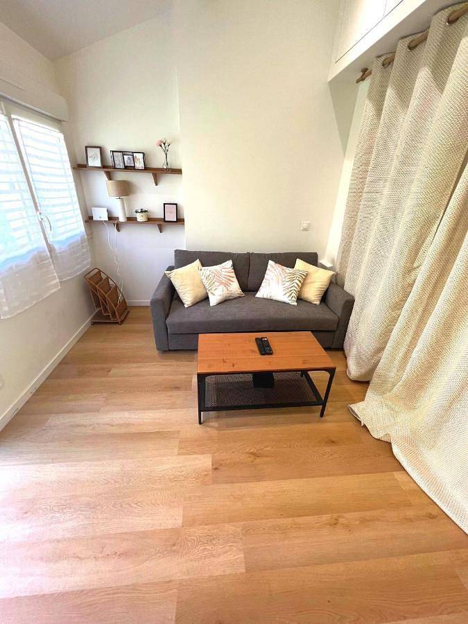 Geheel appartement, One-Bedroom Apartment in Deuil-la-Barre, Val-d'Oise