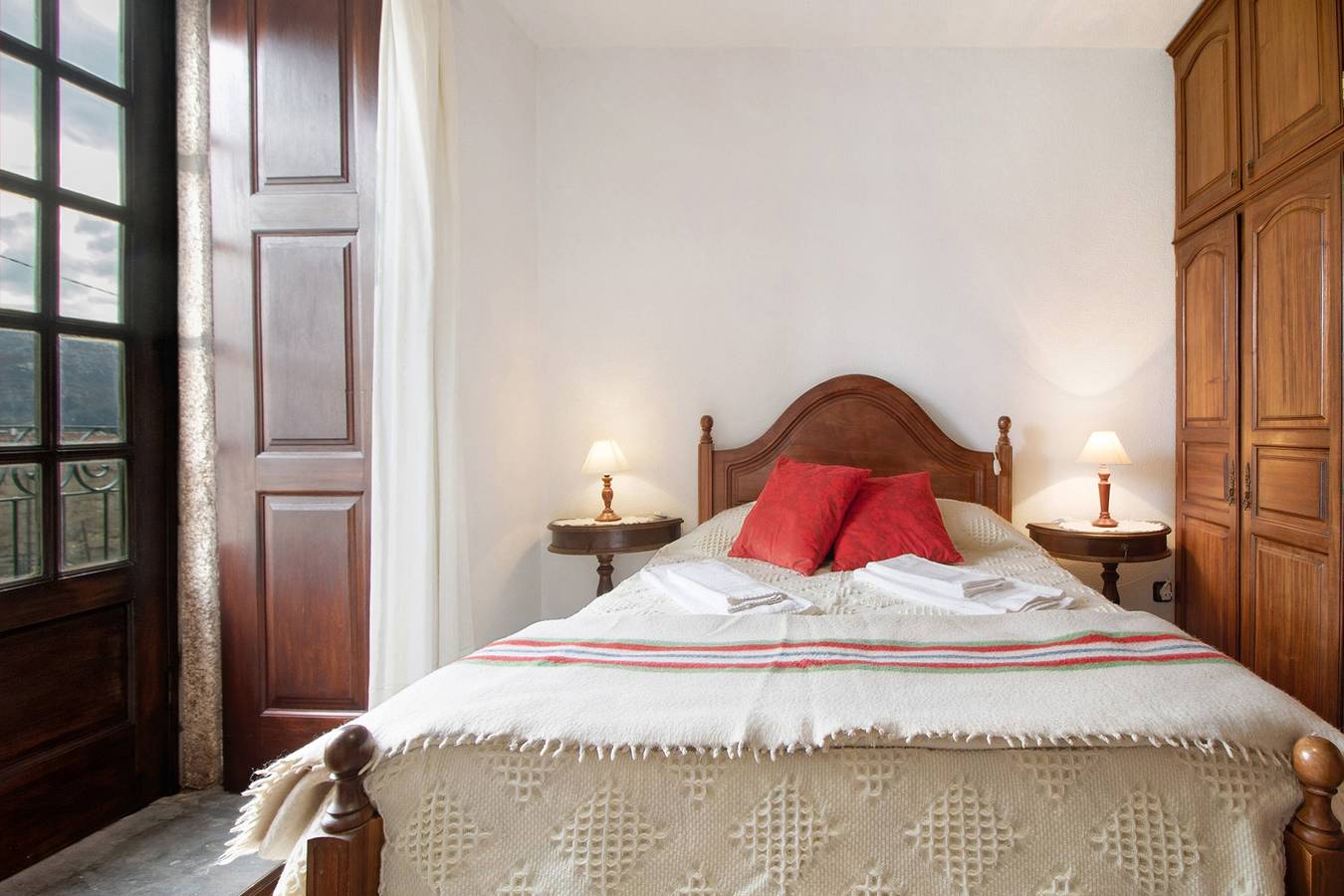 Kamer 'Suite 2 - Casa Do Adro' met uitzicht op de bergen, Wifi en airconditioning in Soajo, Gerês