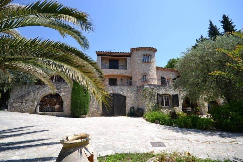 Sehr schöne Steinvilla mit privatem Pool - 1 bis 7 Personen in Grasse, Mittelmeerküste (Frankreich)