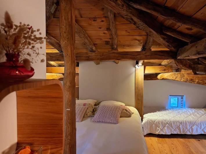 Appartement de vacances pour 3 personnes, avec jardin et piscine