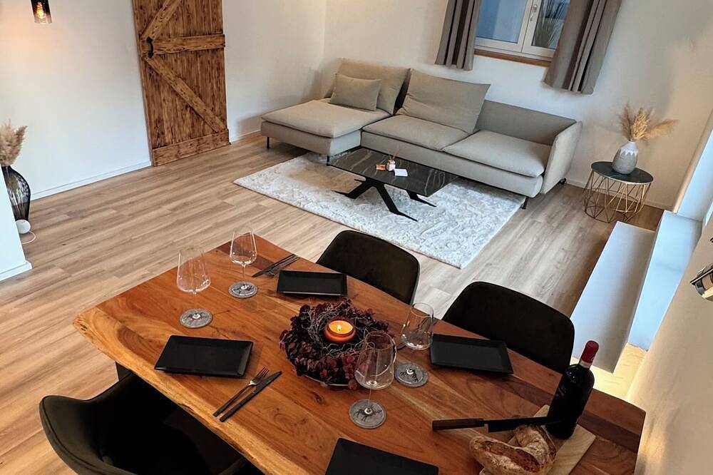 Ganze Wohnung, Exklusives Whirpool Apartment & Bergblick in Steinhöring, Oberbayern
