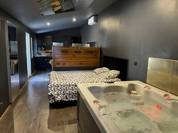 Appartement de vacances pour 2 personnes, avec jacuzzi, animaux acceptés dans le Vaucluse