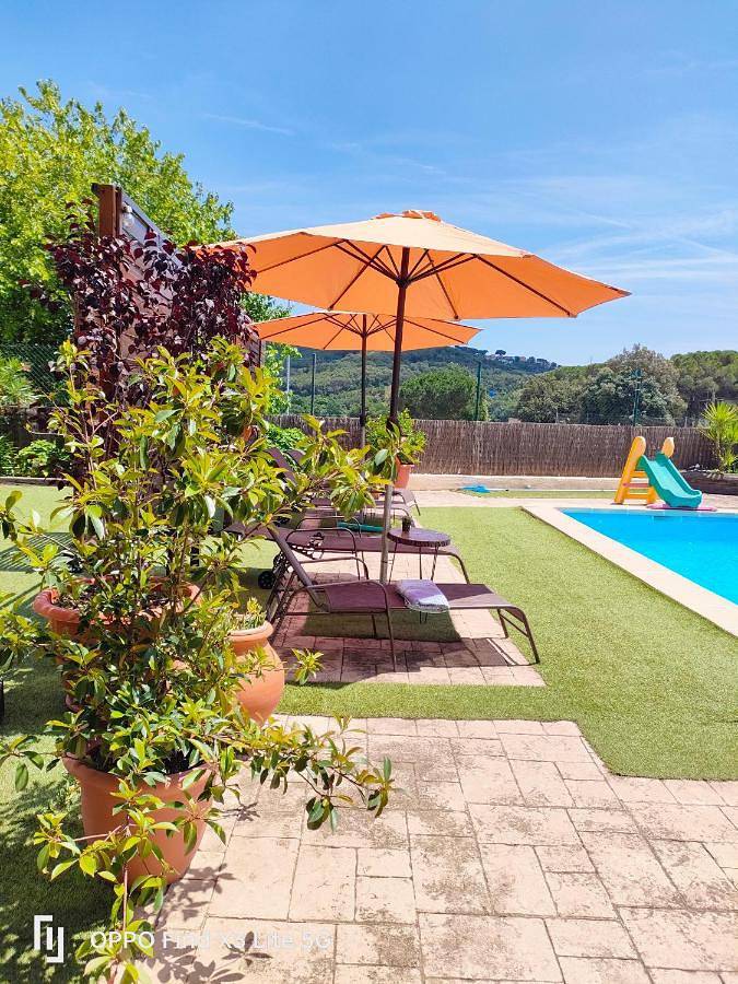 Casa rural para 8 personas, con Balcón y Terraza además de Jardín y Piscina en Palafolls - 4