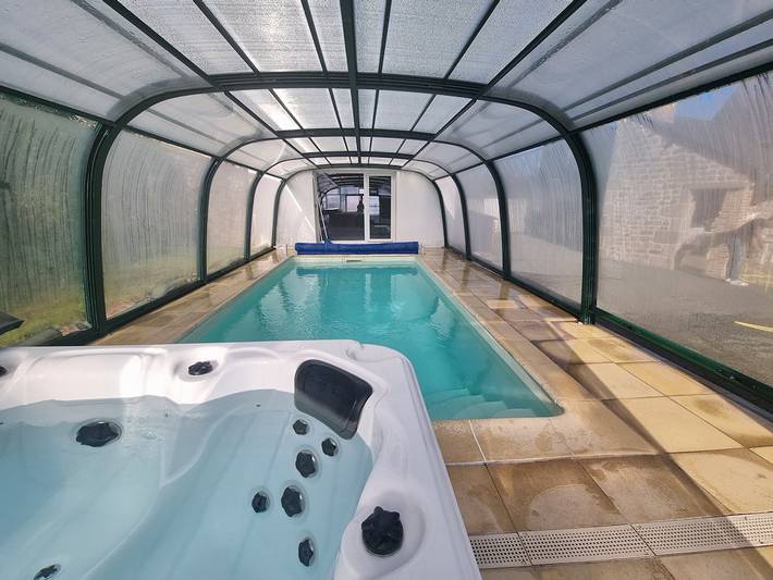 Gîte pour 15 personnes, avec jacuzzi ainsi que piscine et terrasse dans la Sarthe - 2
