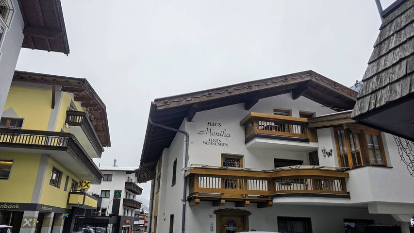 Hütte für 4 Personen, mit Balkon in Kappl