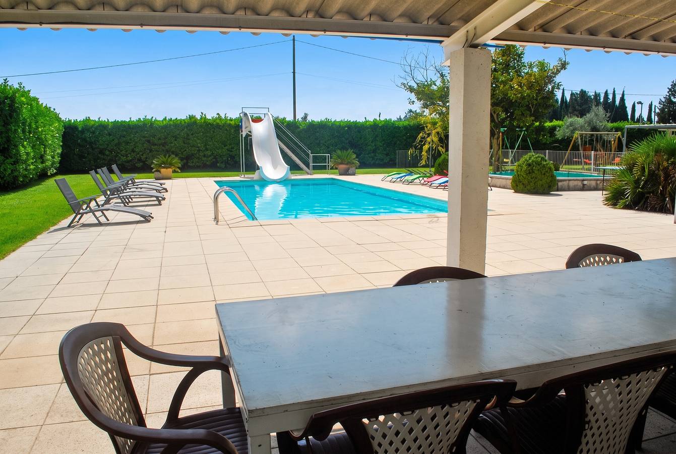 Geräumige und elegante Villa in Meynes mit privatem Pool in Meynes, Nimes und Umgebung