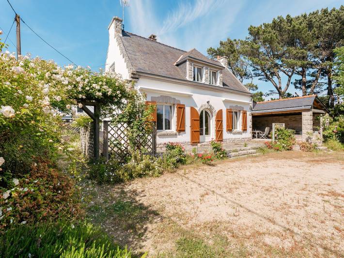Location de vacances pour 7 personnes, avec jardin dans Plage de Keraude