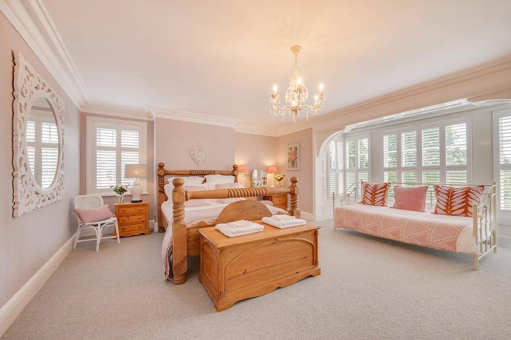 4 Bed in Scarborough (oc-sa870) in Scarborough, North York Moors National Park