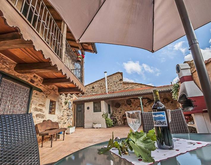 Maison de vacances pour 10 personnes, avec Jardin dans Santa Catalina de Somoza