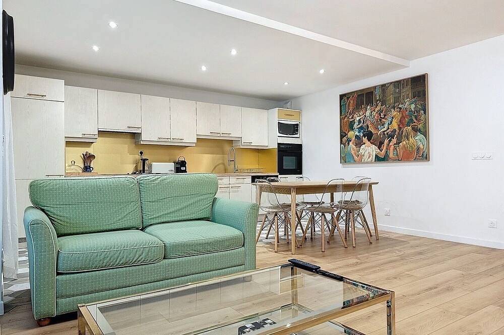 Appartement entier, 2 bedroom apartment in le chesnay-rocquencourt in Le Chesnay, Yvelines