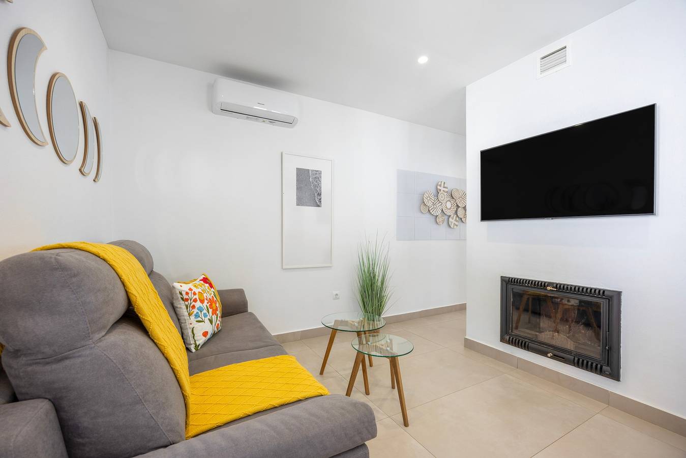 Casita Meraki 2 mit beheiztem Innenpool, Garten, Terrasse und Wlan in Playa La Barrosa, Chiclana de la Frontera