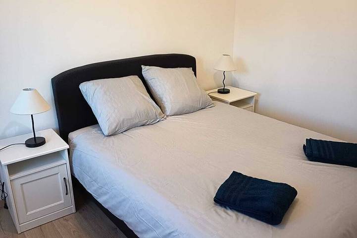 Large villa, close to the lakes, Troyes and Champagne cellars. in Montiéramey, Regionaler Naturpark Forêt d’Orient