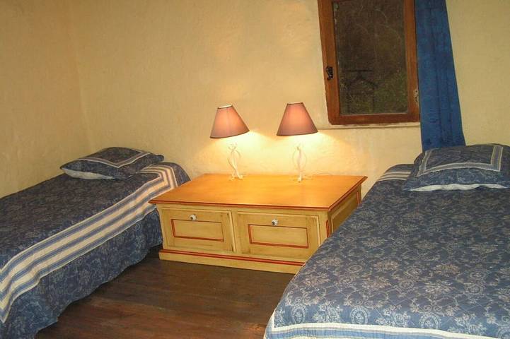 Location de vacances pour 7 personnes, avec piscine ainsi que jardin et terrasse, animaux acceptés à Saint-Michel-l'Observatoire - 3