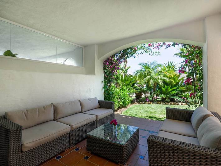 Ganze Wohnung, Las Adelfas Garden Apartment in San Pedro de Alcántara, Marbella
