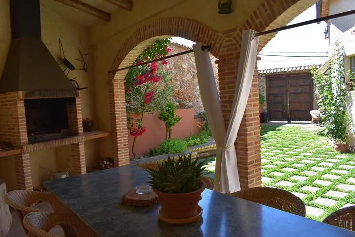 Holiday home for 12 people, with view and garden, with pets - 1